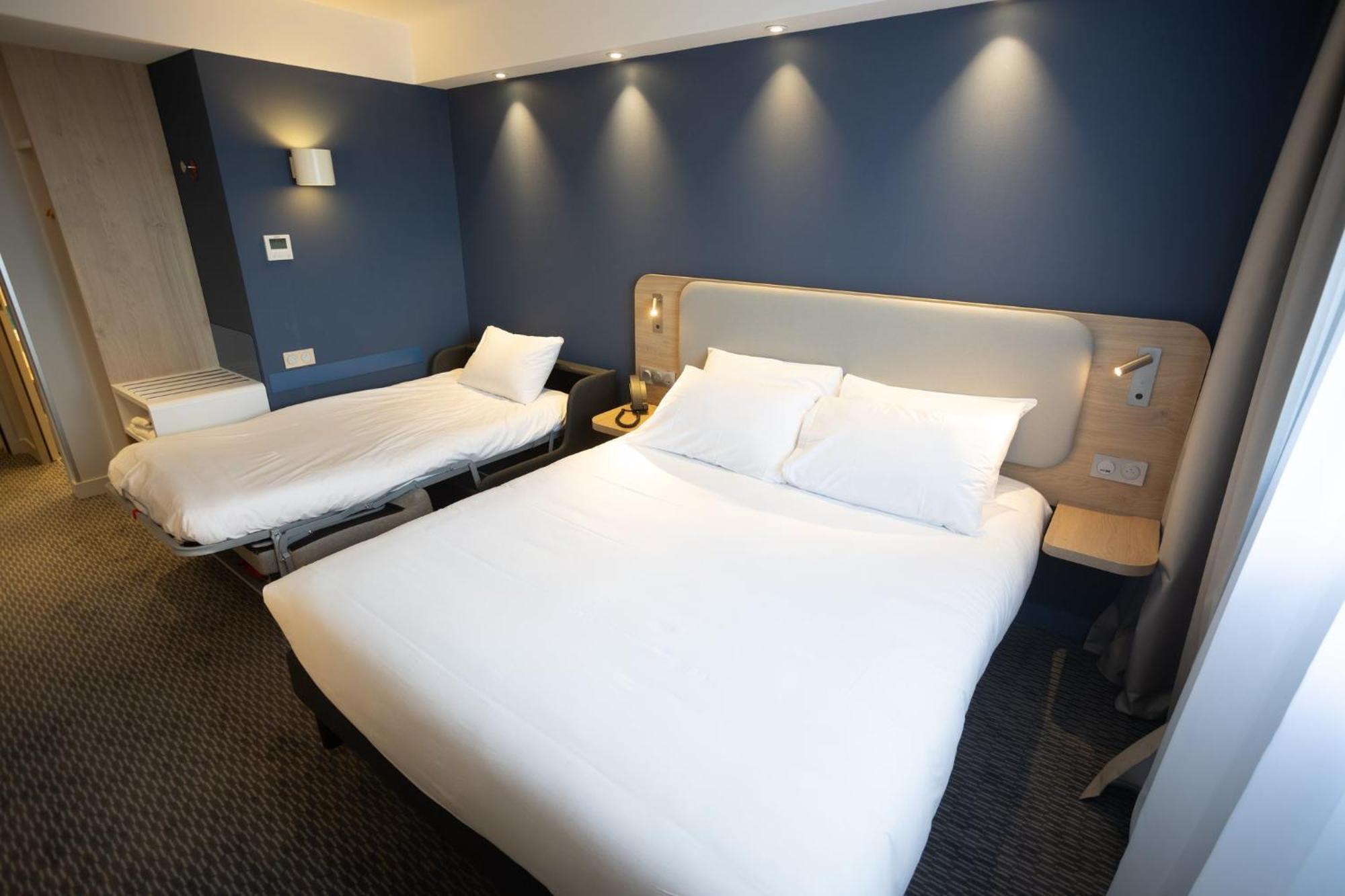 Holiday Inn Express Caen Epron By Ihg Buitenkant foto