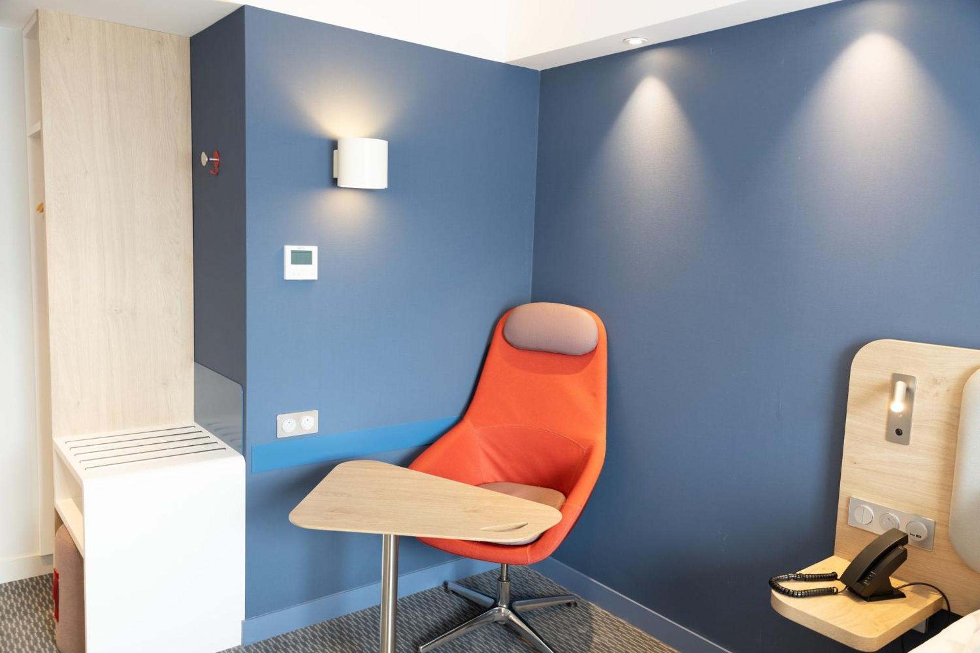 Holiday Inn Express Caen Epron By Ihg Buitenkant foto