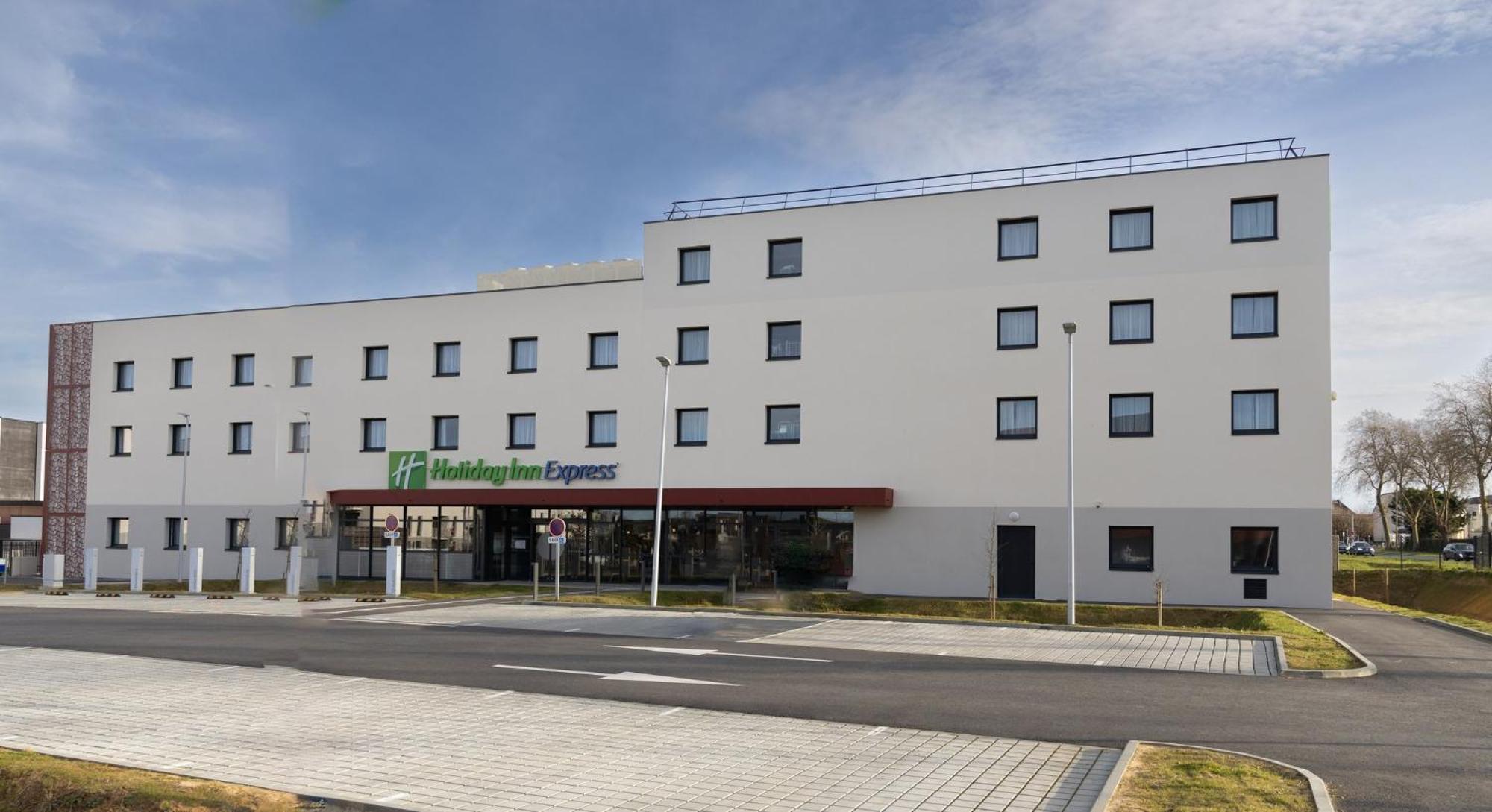 Holiday Inn Express Caen Epron By Ihg Buitenkant foto