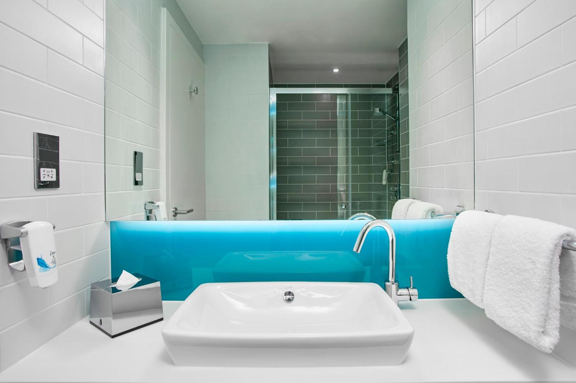 Holiday Inn Express Caen Epron By Ihg Buitenkant foto